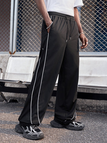 Pantaloni SHEIN, negru