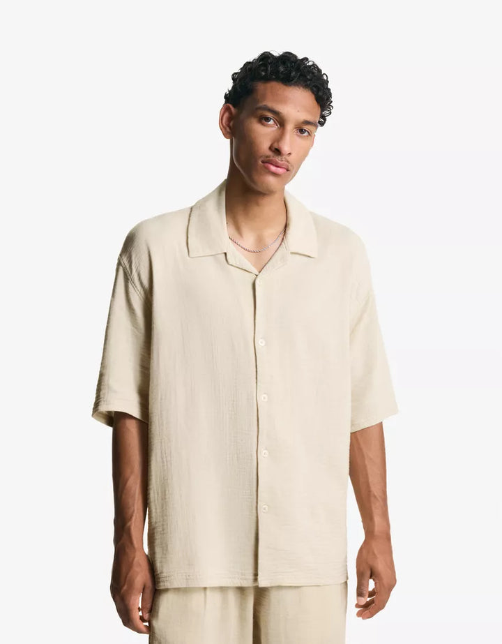 Rövid ujjú ing BERSHKA, bézs