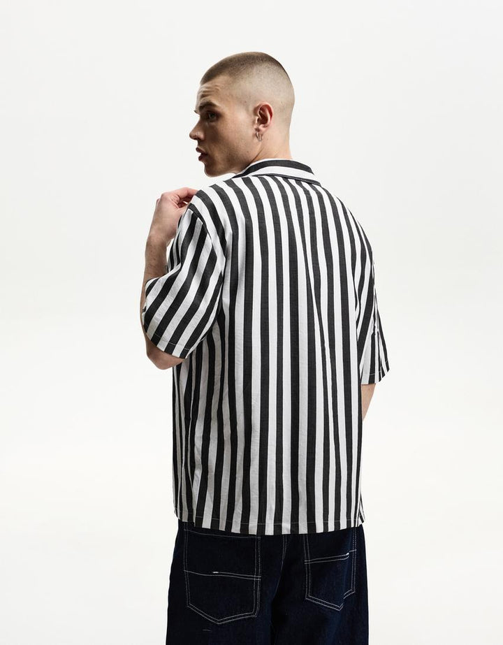 Ing BERSHKA, vegyes színek