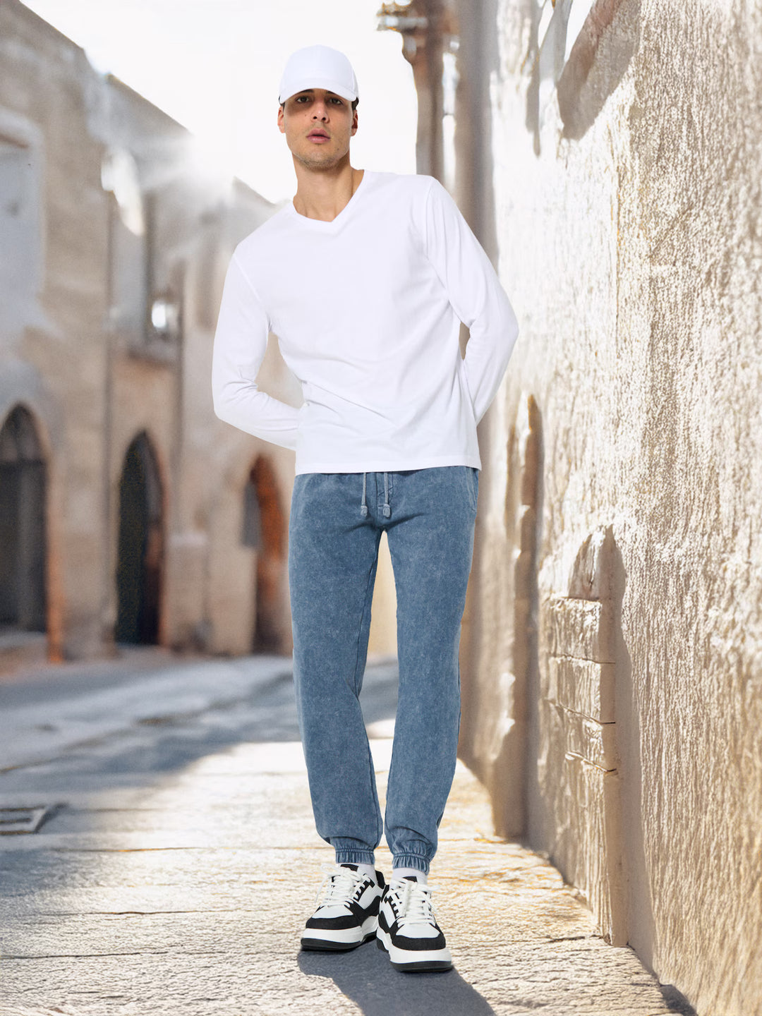 Pantaloni de trening SINSAY, albastru