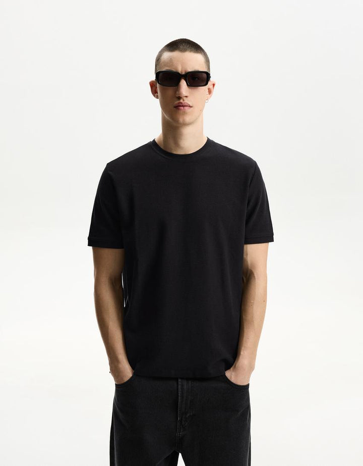 Póló BERSHKA, fekete