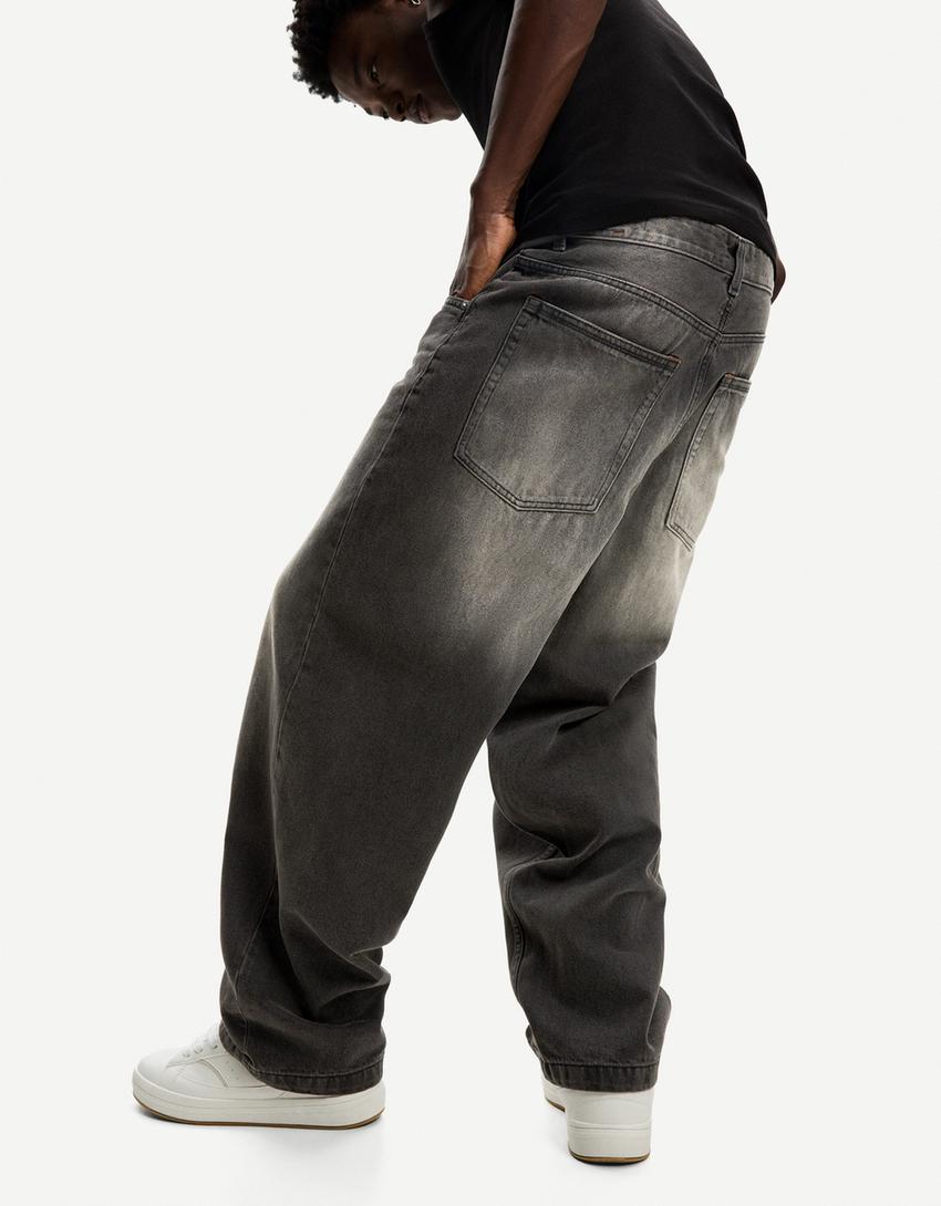 Farmer BERSHKA, fekete