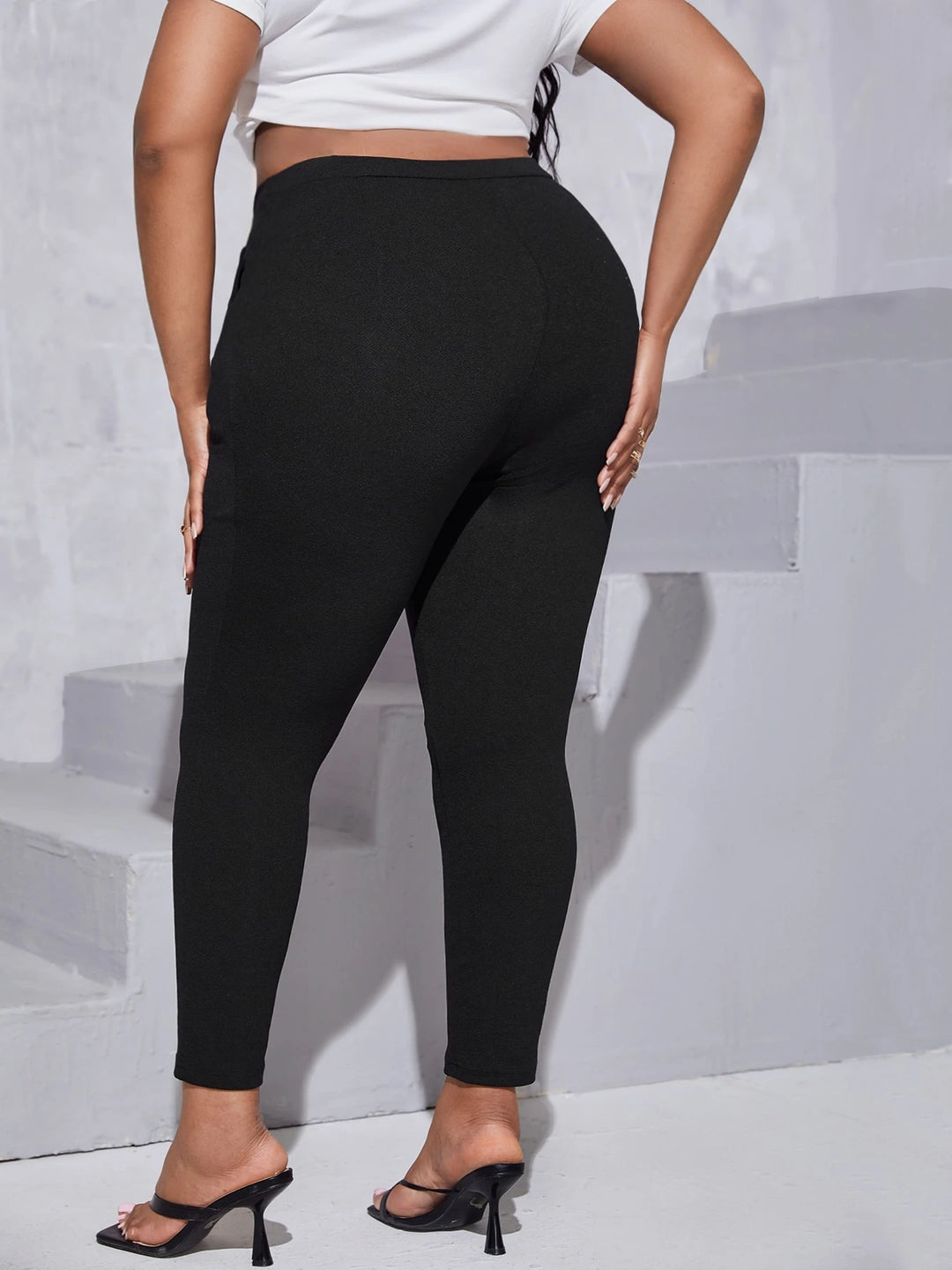 Pantaloni SHEIN, negru