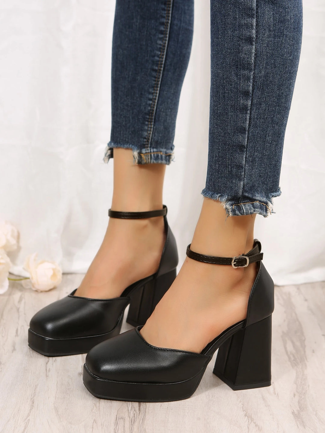 Pantofi SHEIN, negru