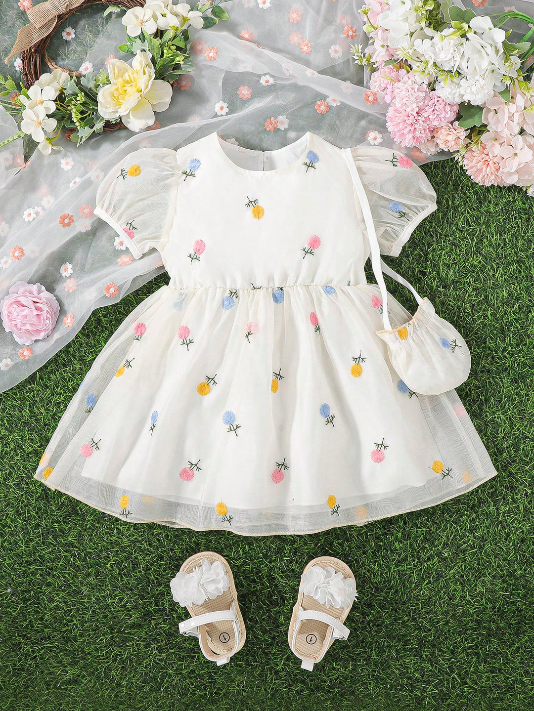 Rochie SHEIN, alb