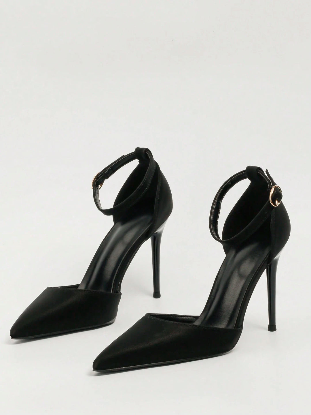 Pantofi cu toc SHEIN, negru