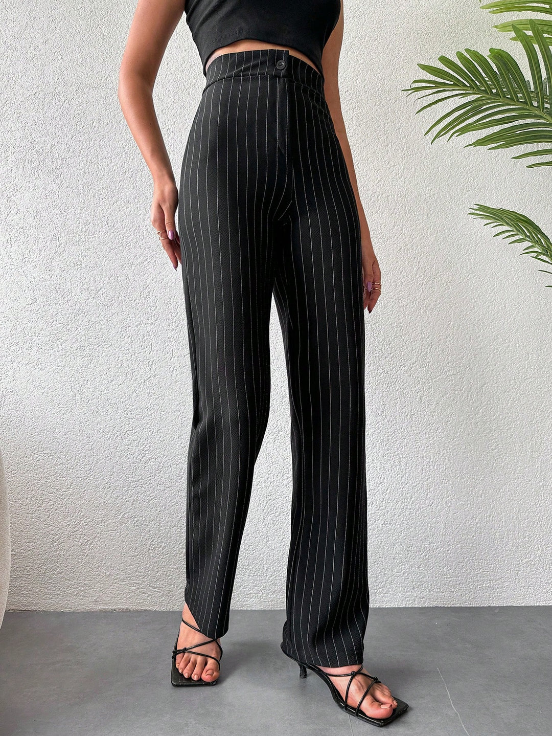 Pantaloni SHEIN, negru