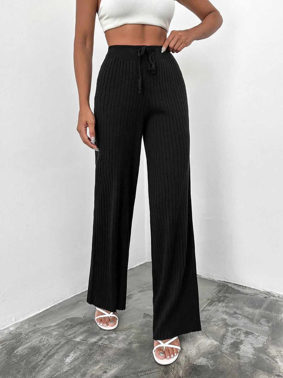 Pantaloni SHEIN, negru