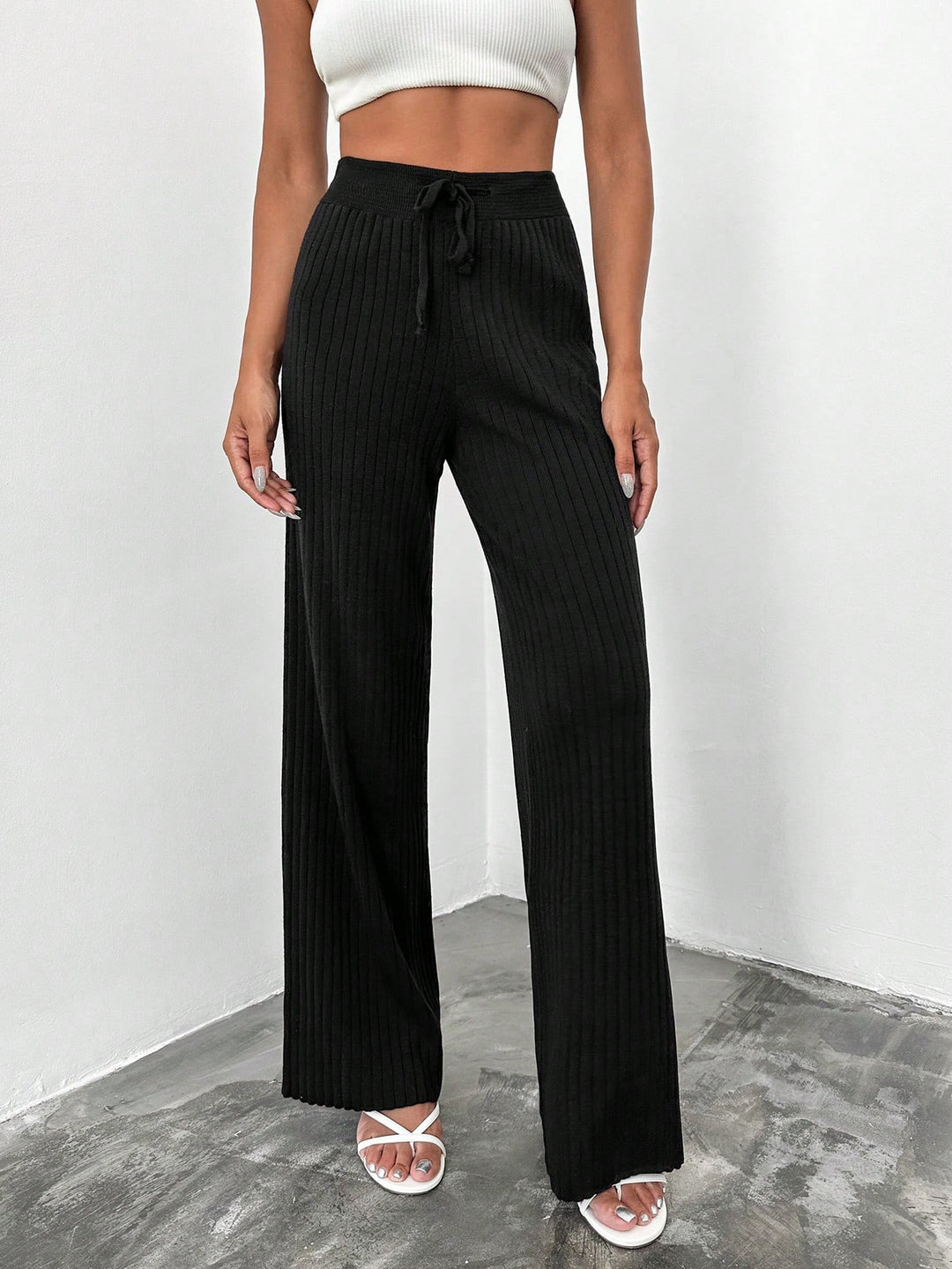 Pantaloni SHEIN, negru