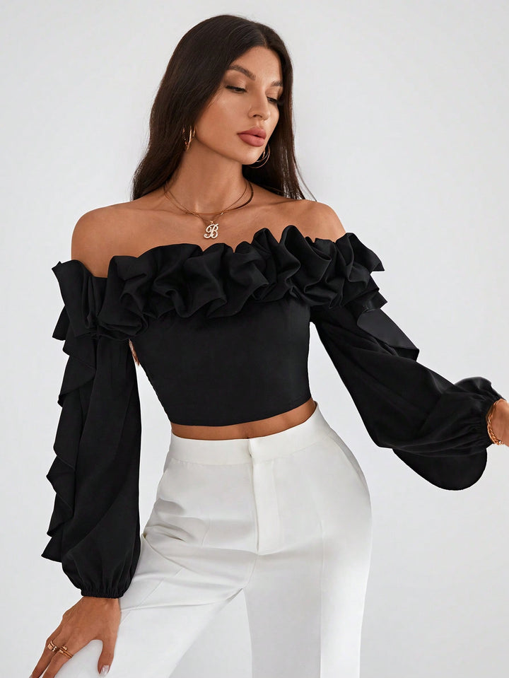 Top decupat cu volane SHEIN, negru