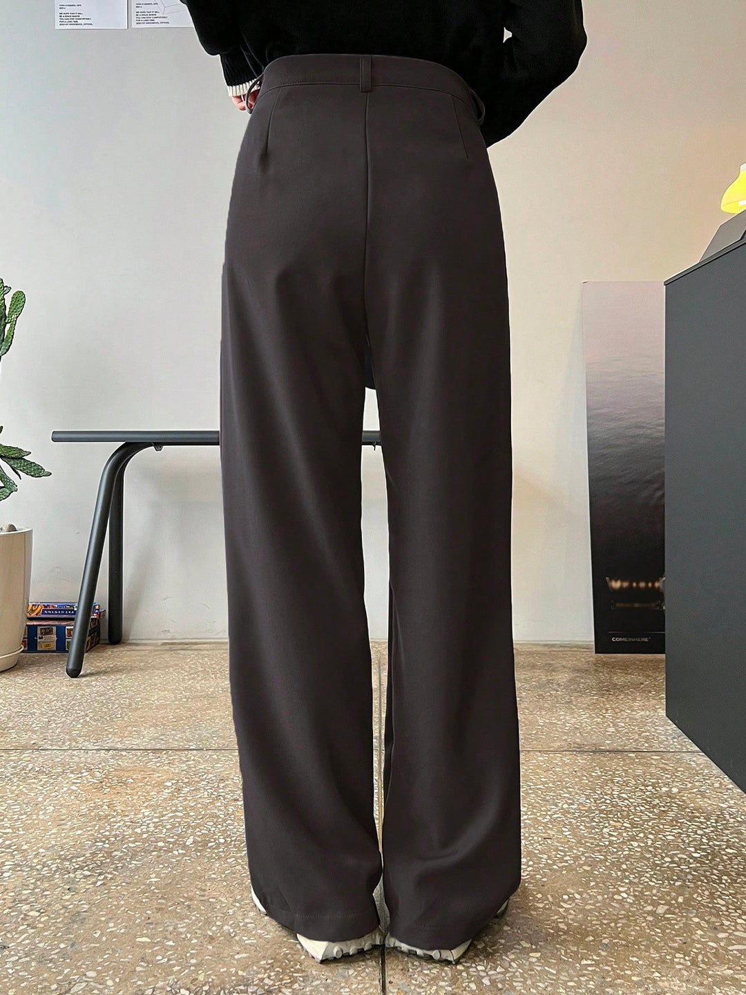 Pantaloni SHEIN, maro
