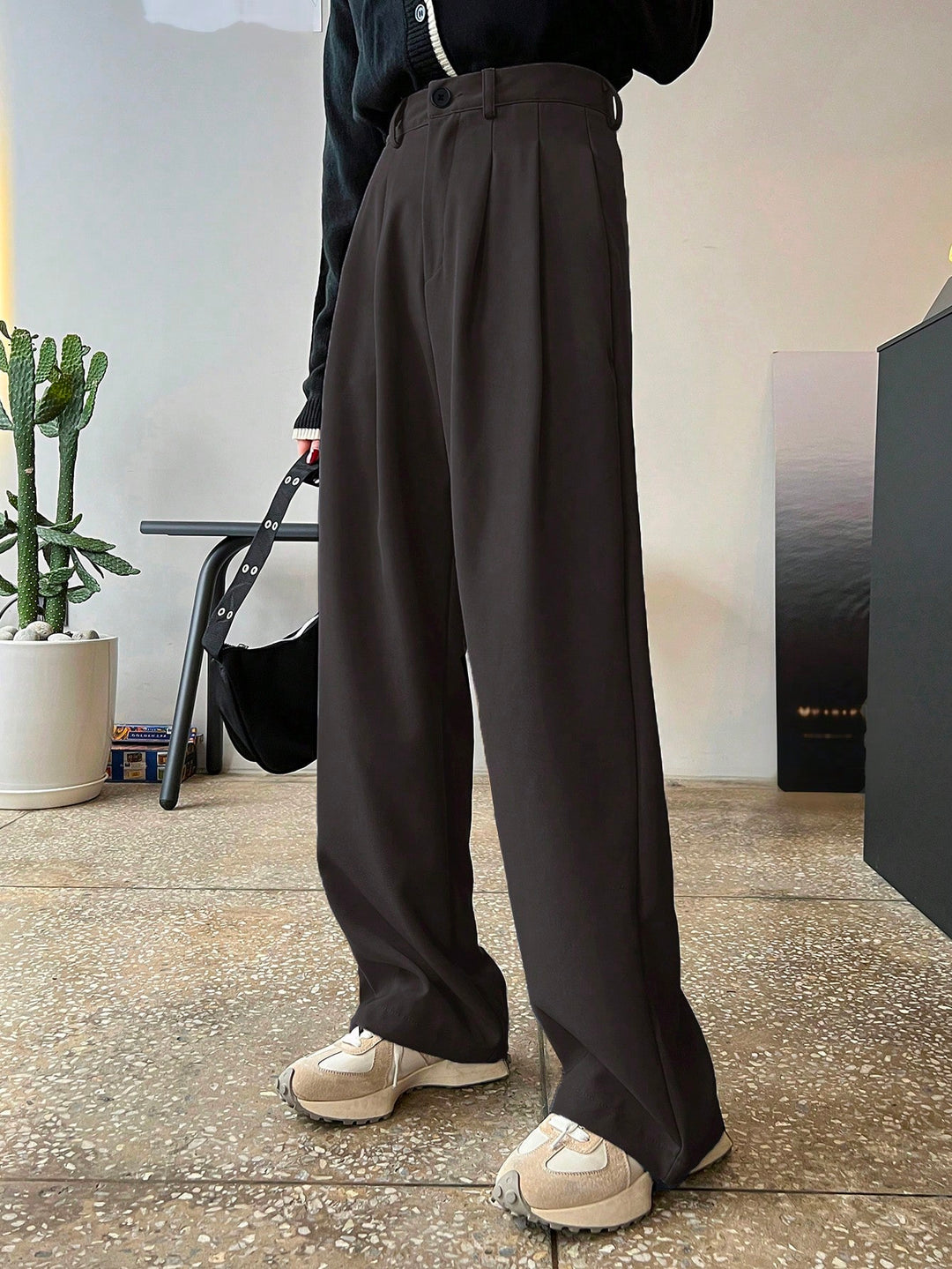 Pantaloni SHEIN, maro