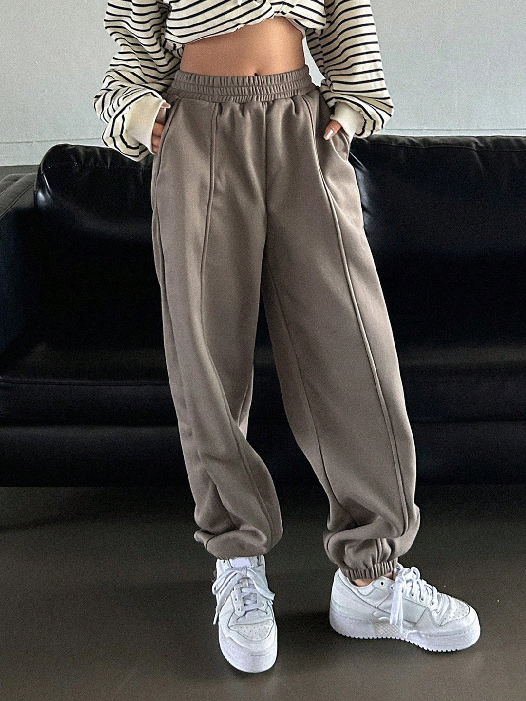 Pantaloni SHEIN, bej