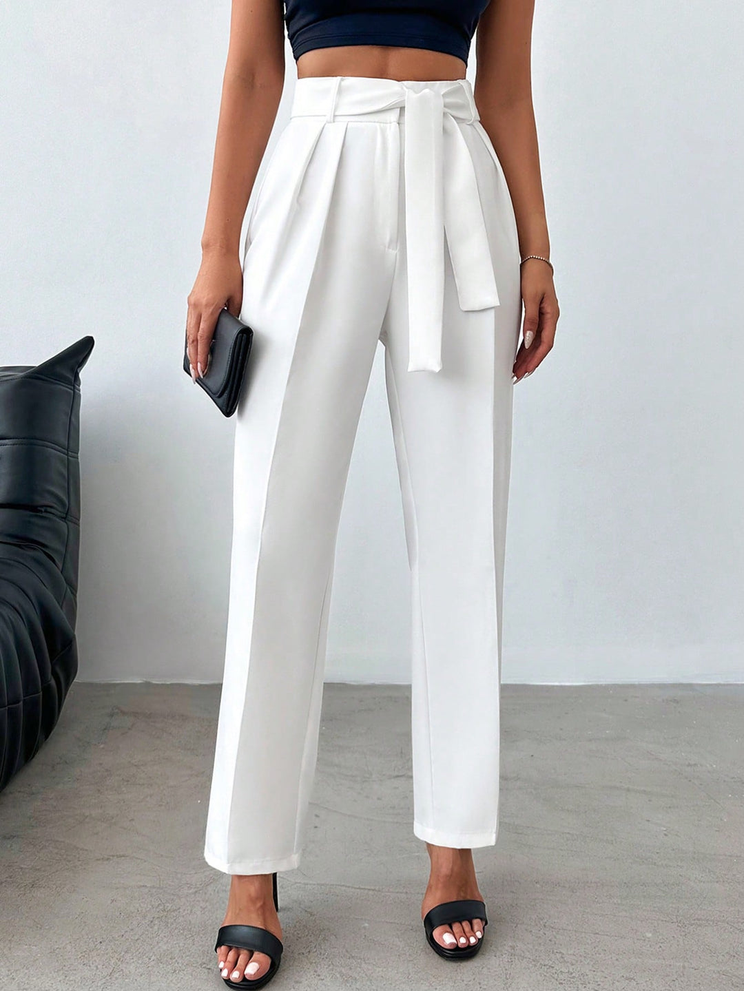 Pantaloni SHEIN, alb