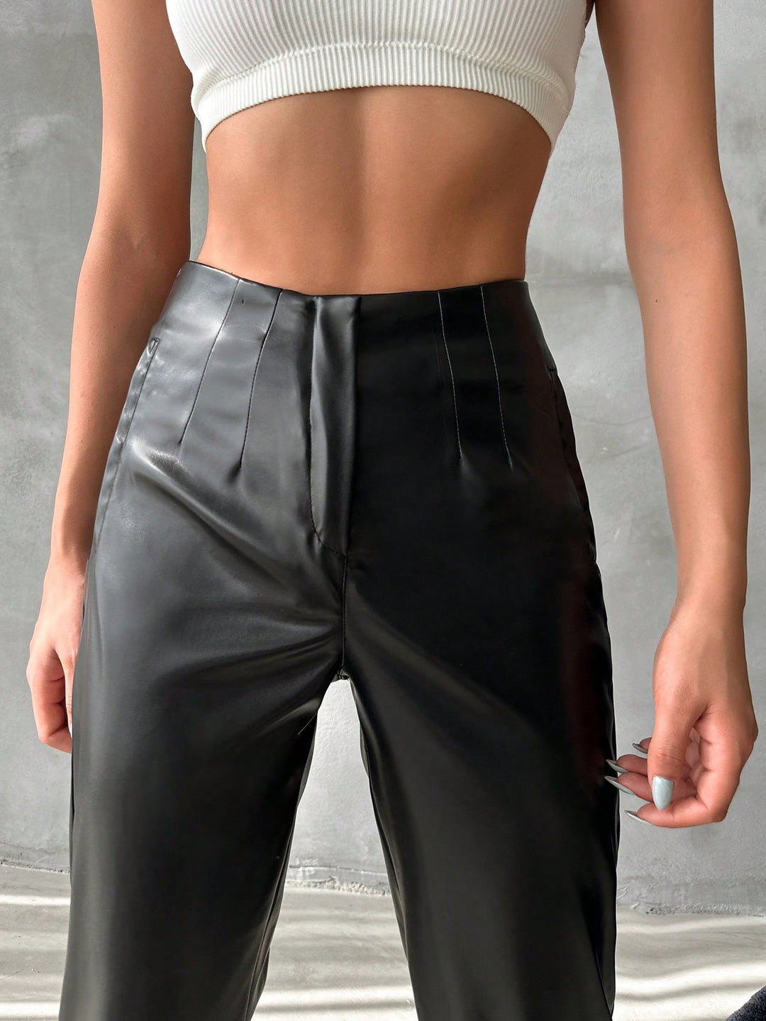 Pantaloni SHEIN, negru