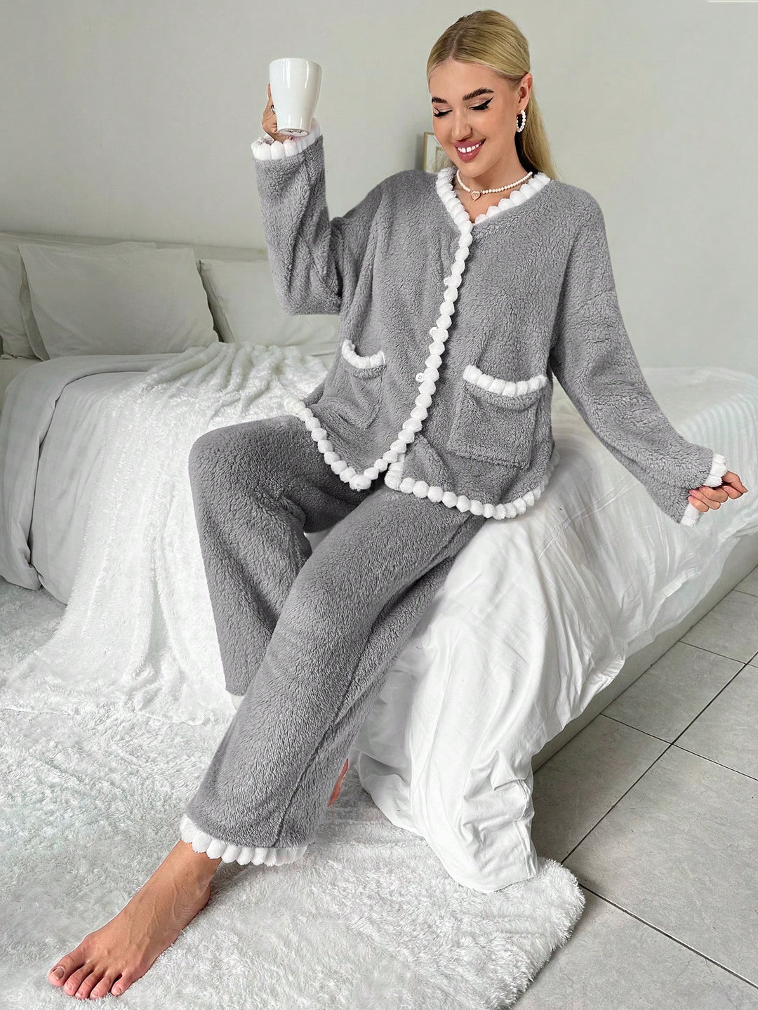 Set pijamale SHEIN, gri