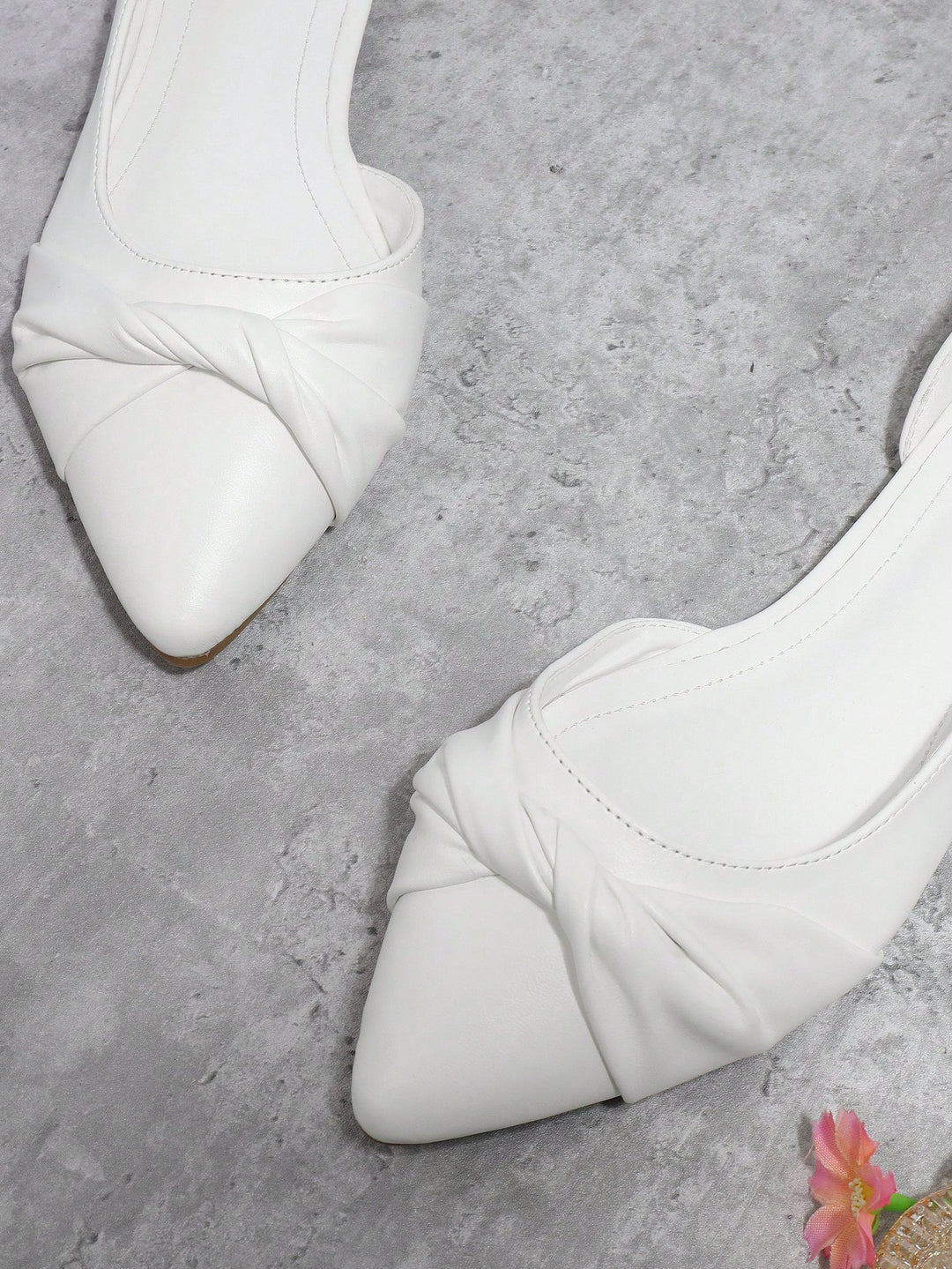 Pantofi SHEIN, alb