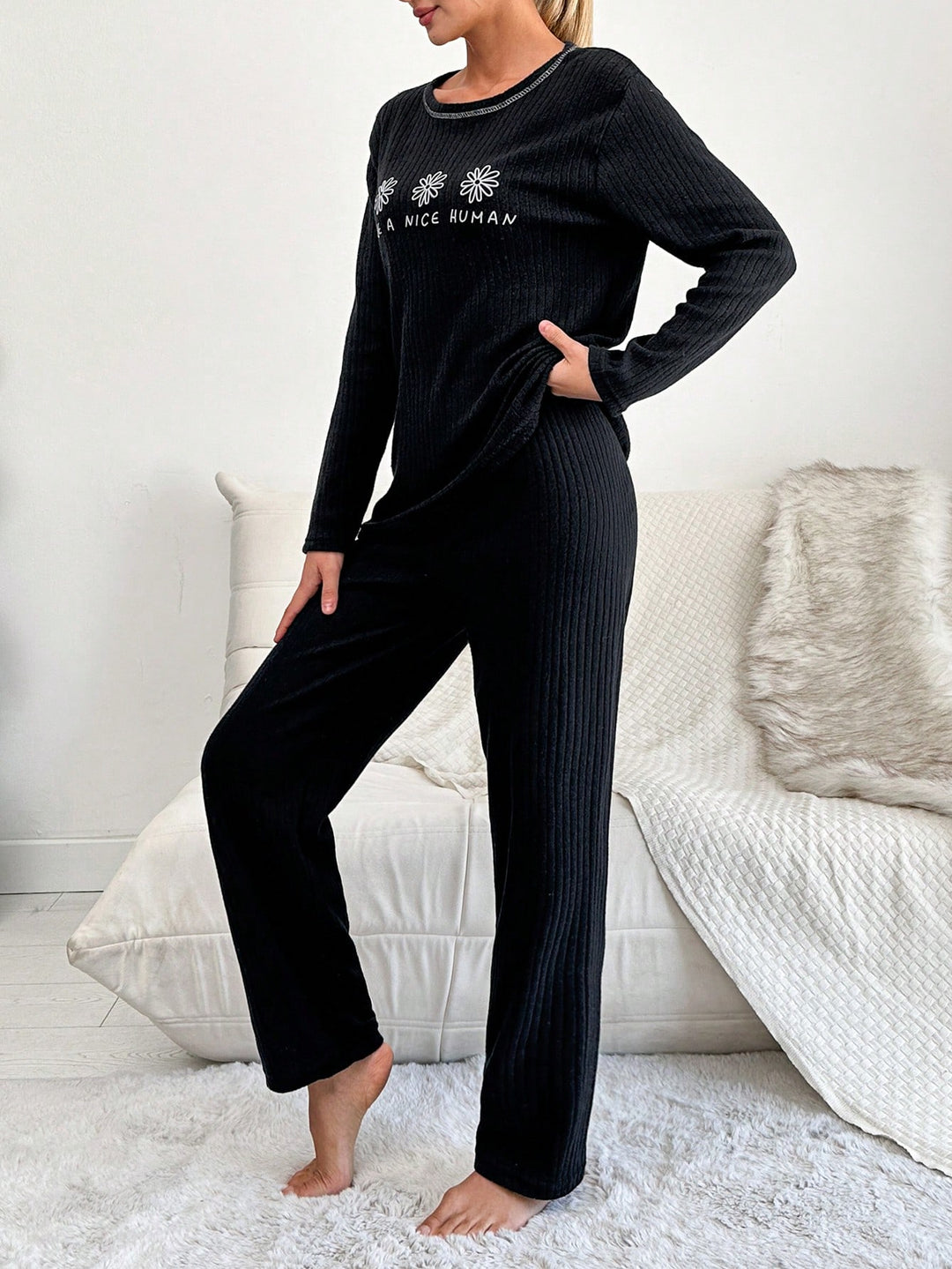 Compleu pijamale SHEIN, bleumarin