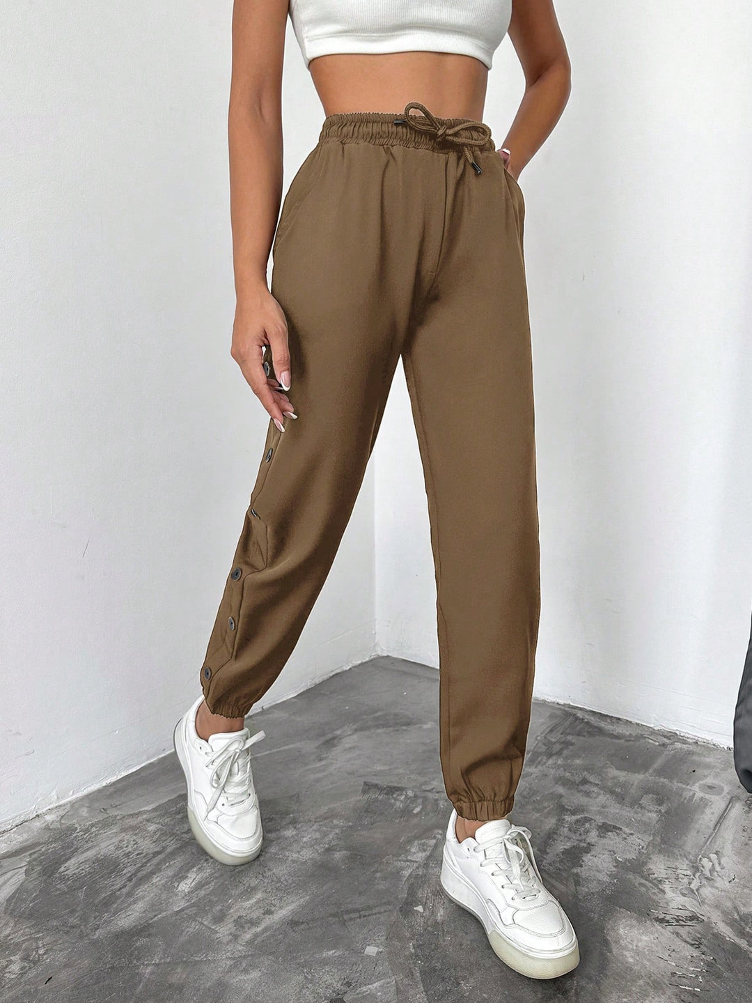 Pantaloni SHEIN, maro