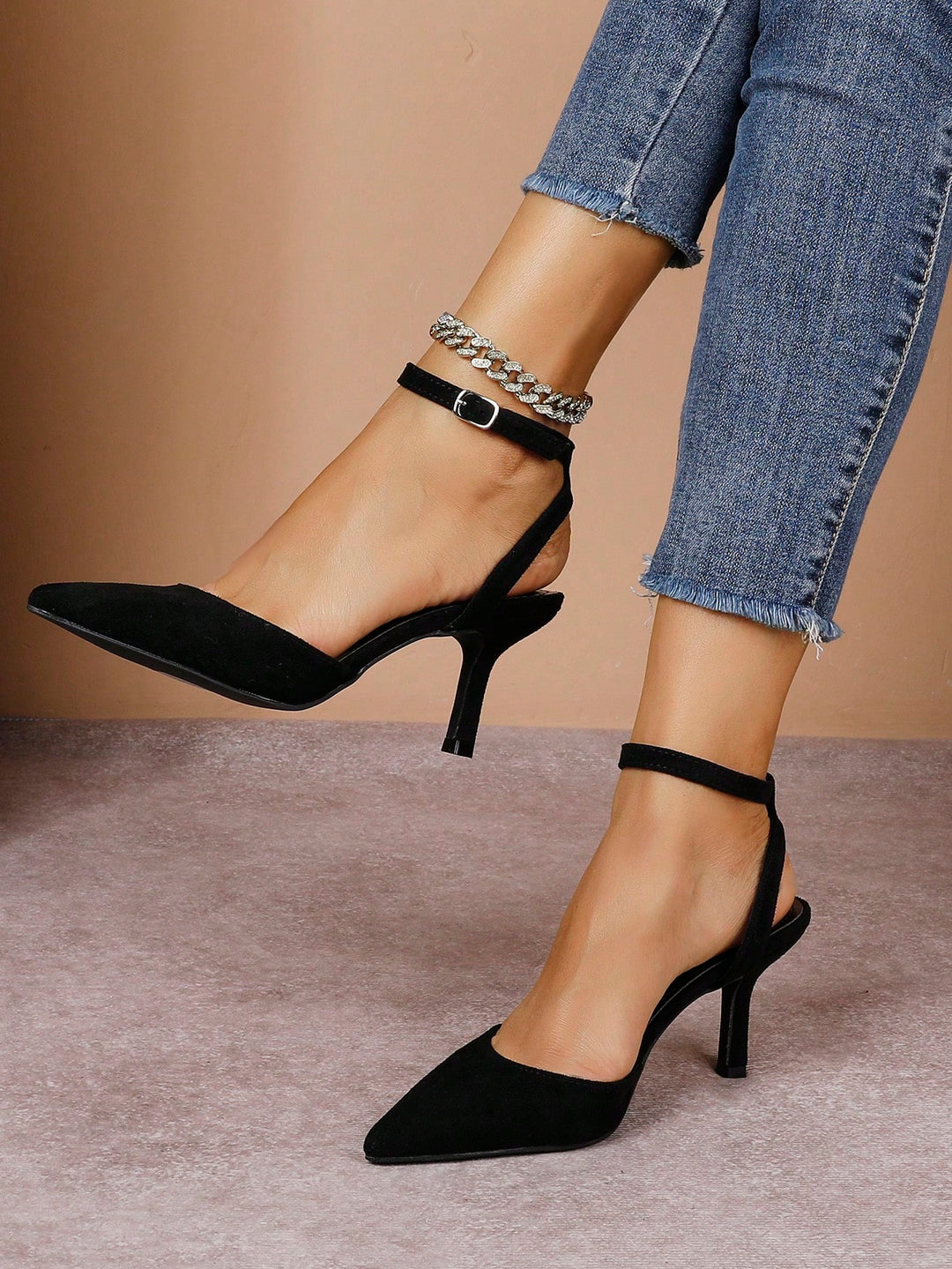 Pantofi cu toc SHEIN, negru