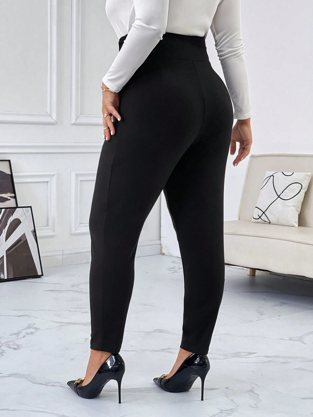 Pantaloni SHEIN, negru