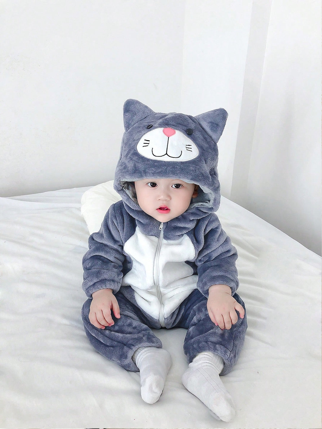 Pijama SHEIN, mix culori