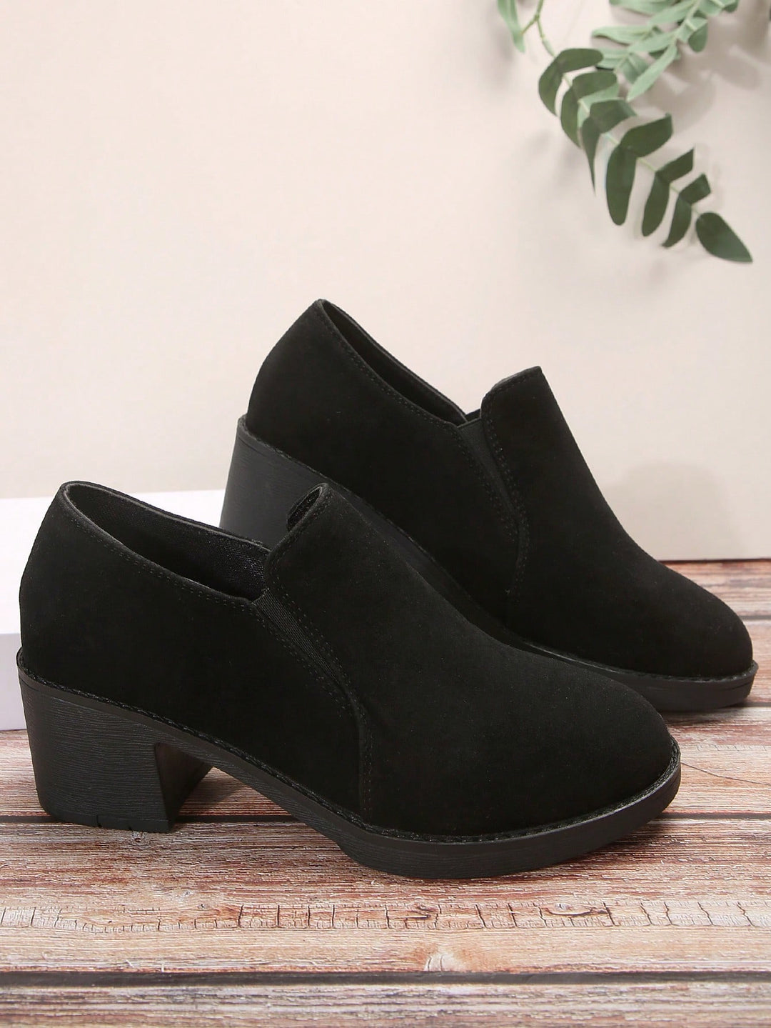Pantofi cu toc SHEIN, negru