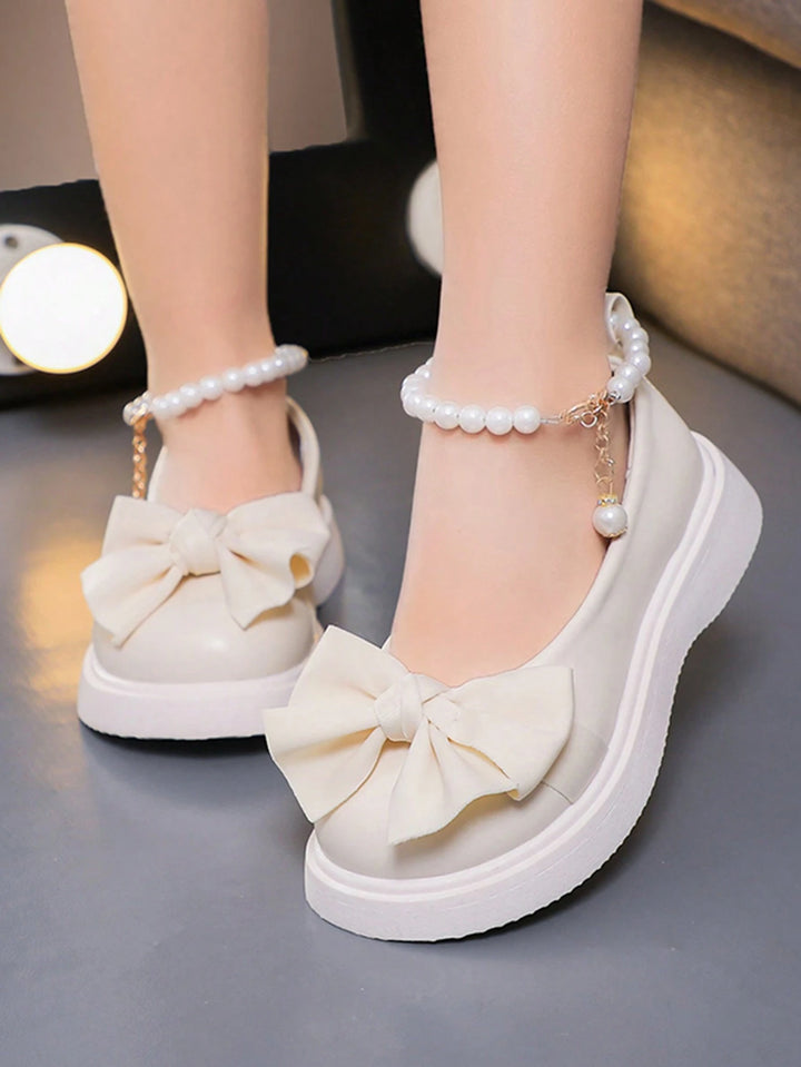 Pantofi SHEIN, crem