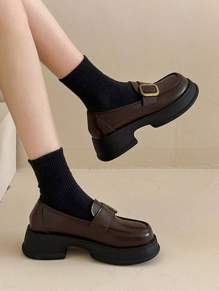Pantofi SHEIN, maro