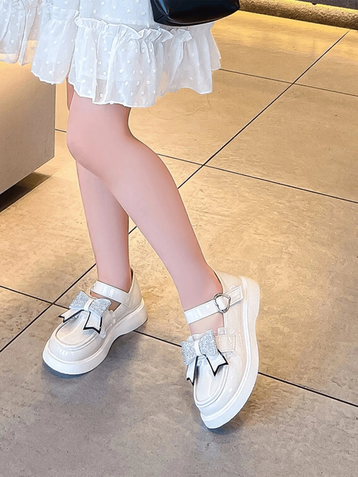 Pantofi SHEIN, crem