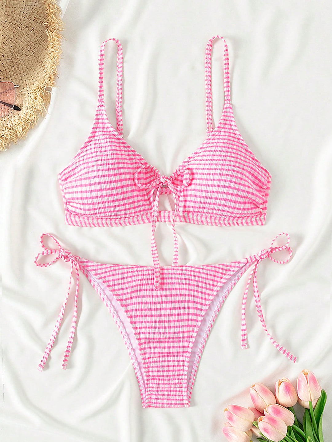 Set bikini SHEIN, roz