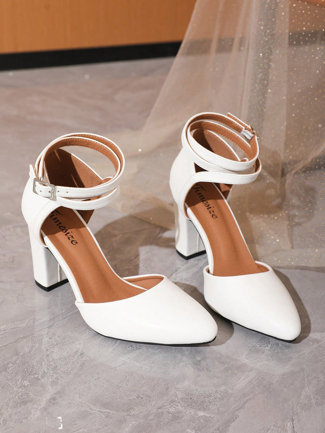 Pantofi cu toc SHEIN, alb