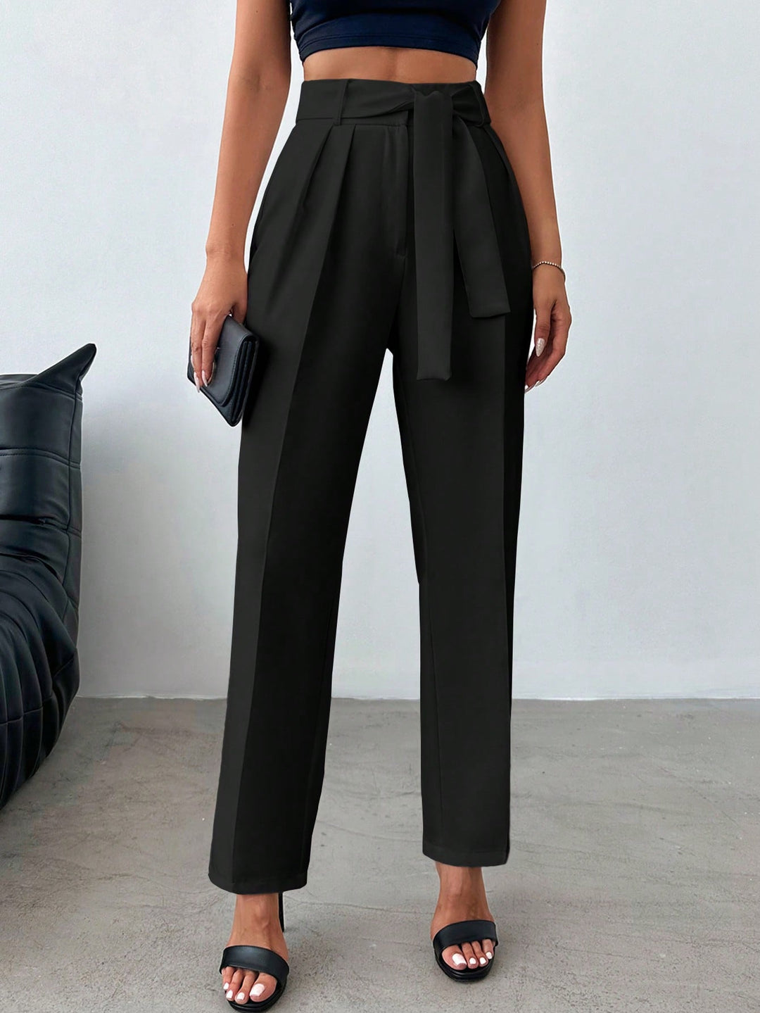 Pantaloni SHEIN, negru
