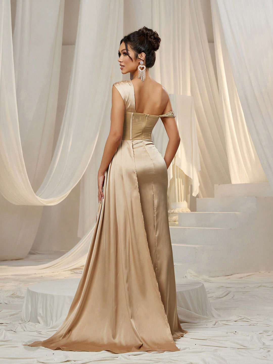 Rochie SHEIN, auriu