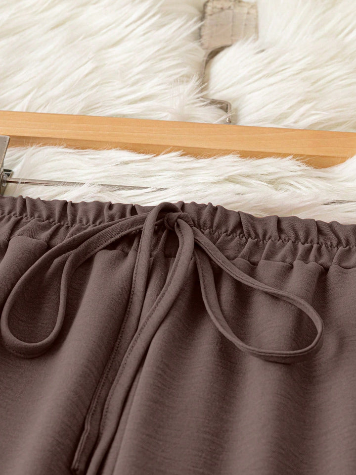 Pantaloni SHEIN, maro