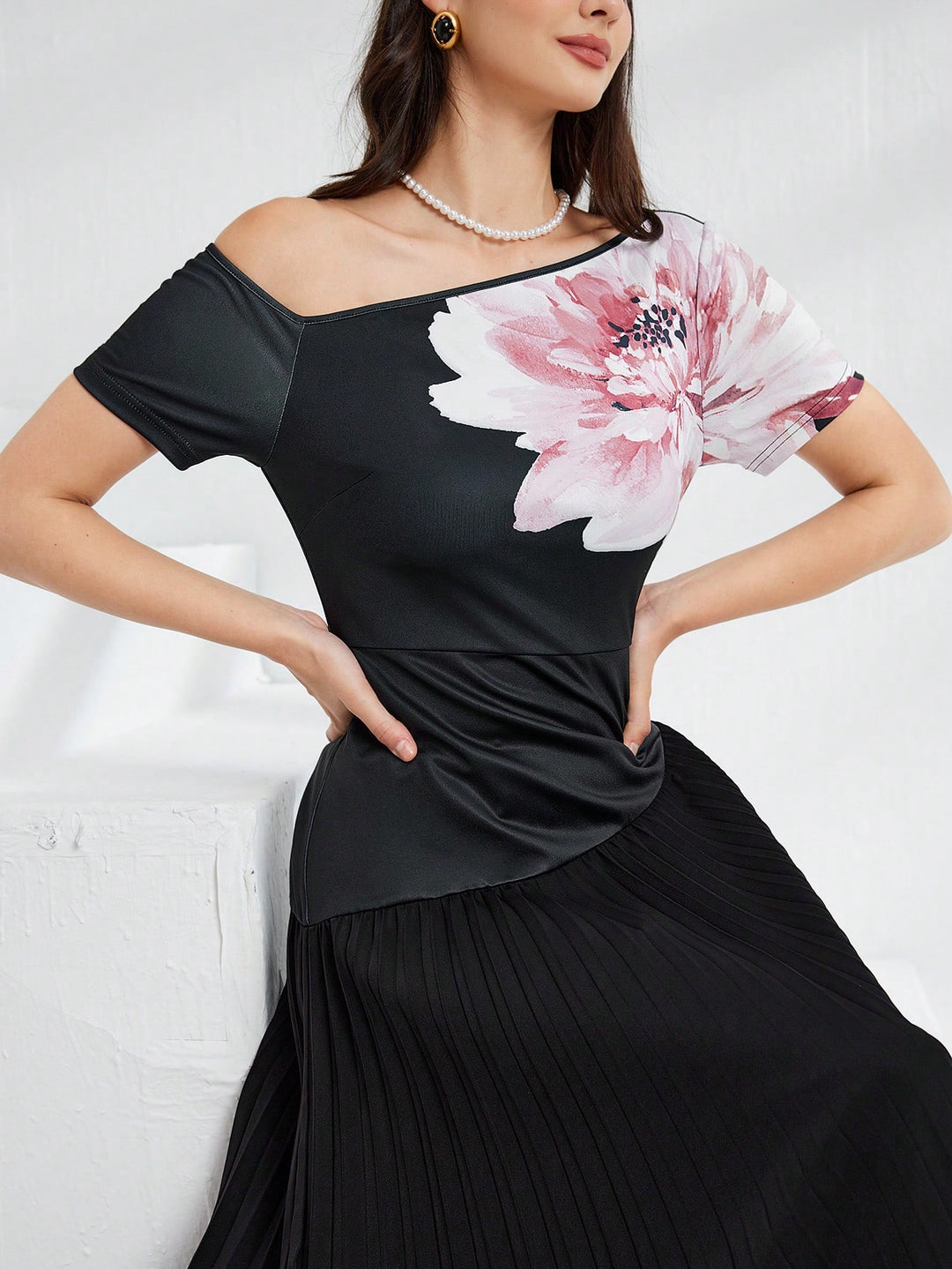 SHEIN maxiruha, fekete