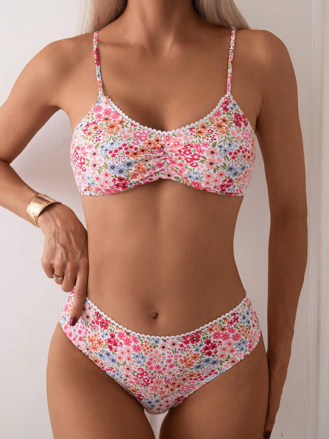 Set bikini SHEIN, mix culori