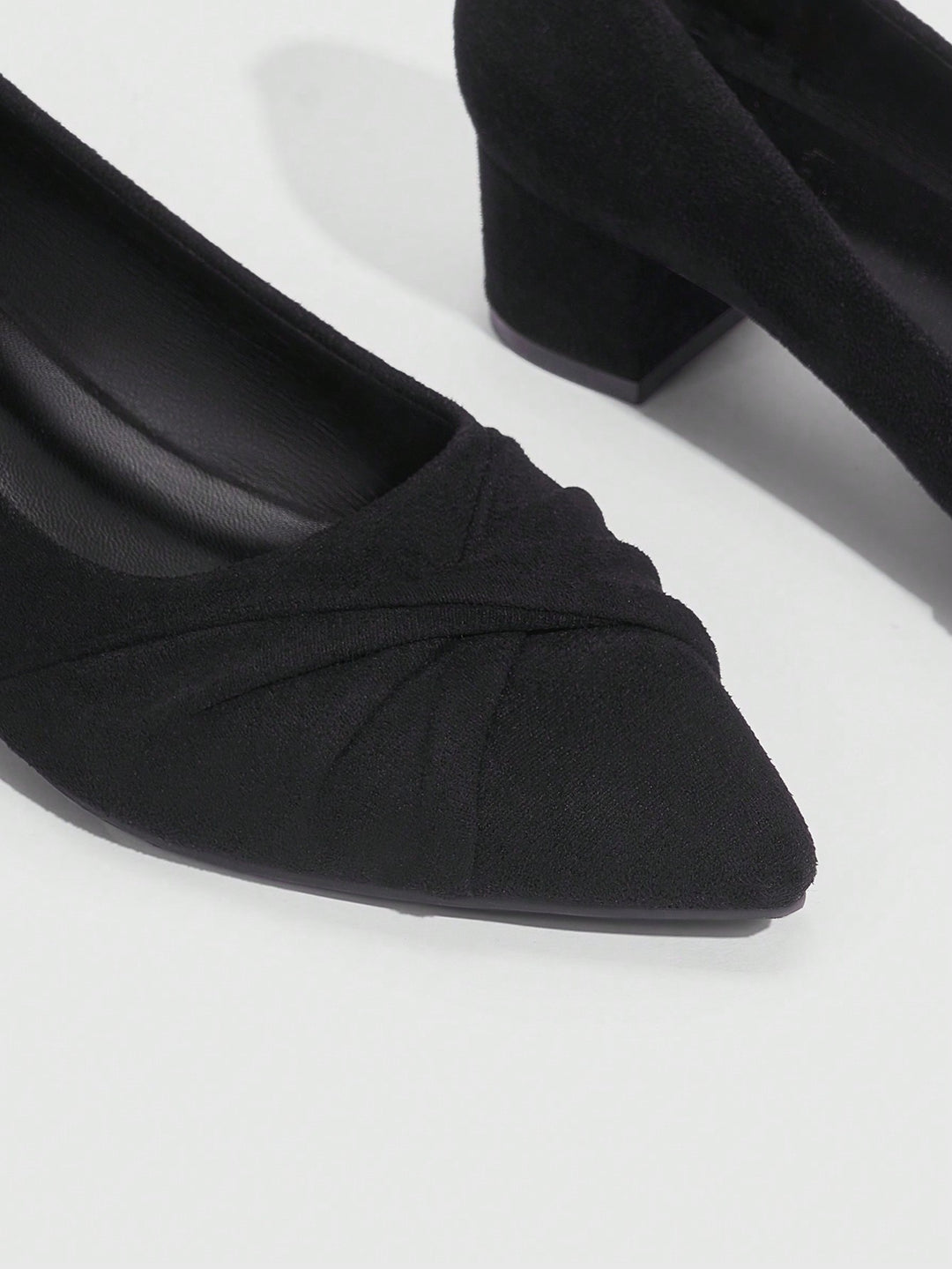 Pantofi cu toc SHEIN, negru