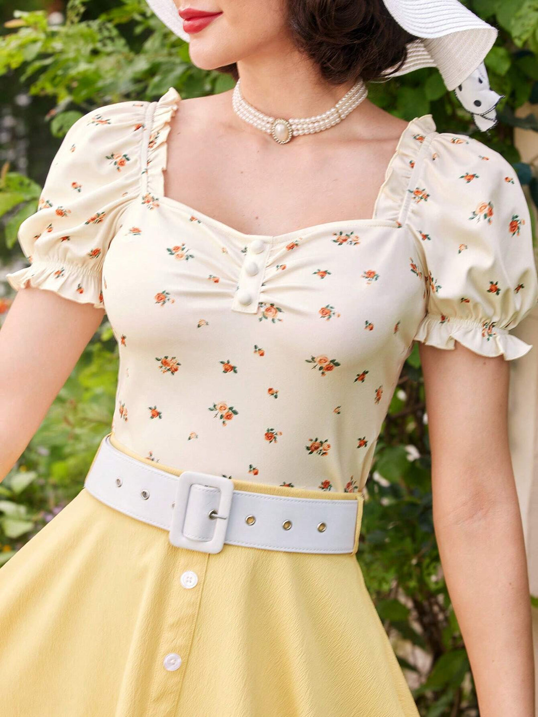Shein top, krém