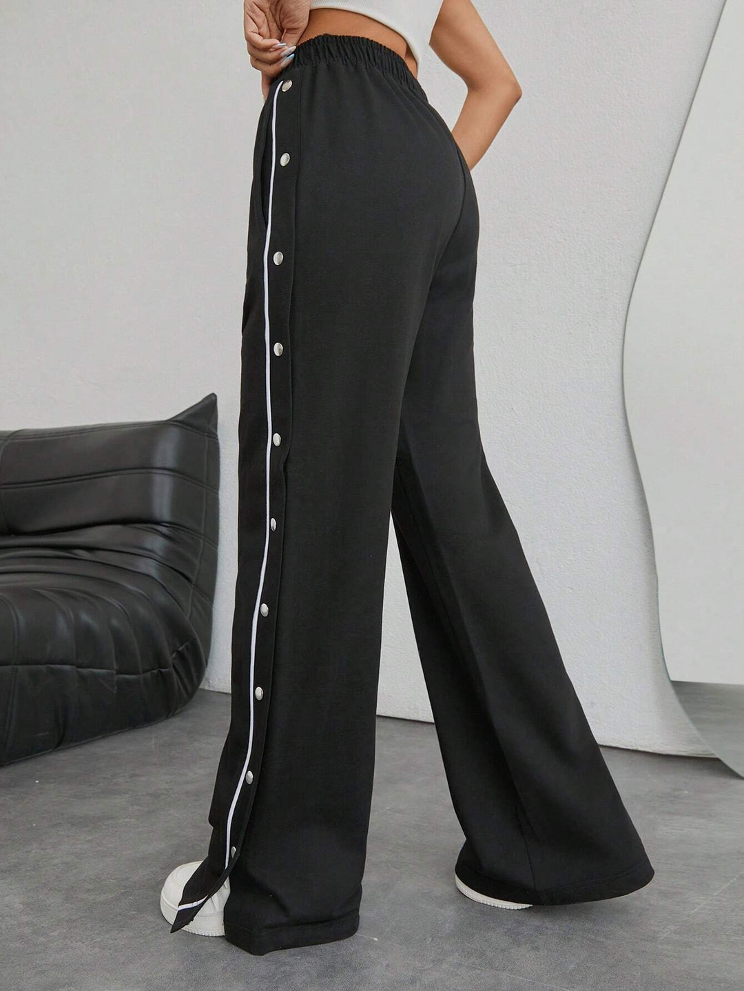 Pantaloni SHEIN, negru
