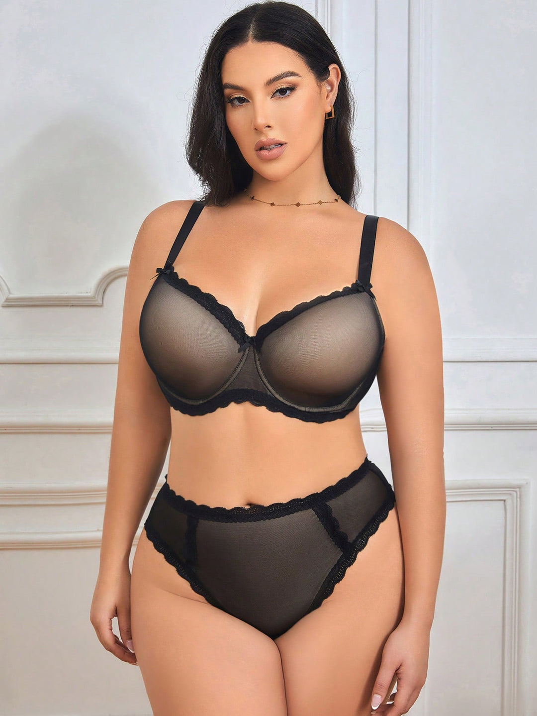 Set sutien și chilot SHEIN, negru