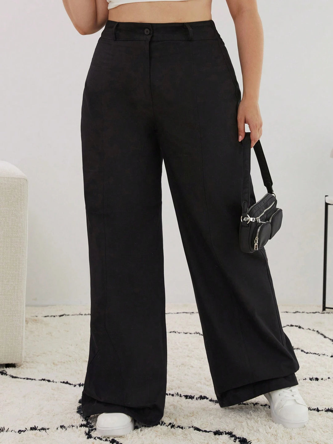 Pantaloni SHEIN, negru