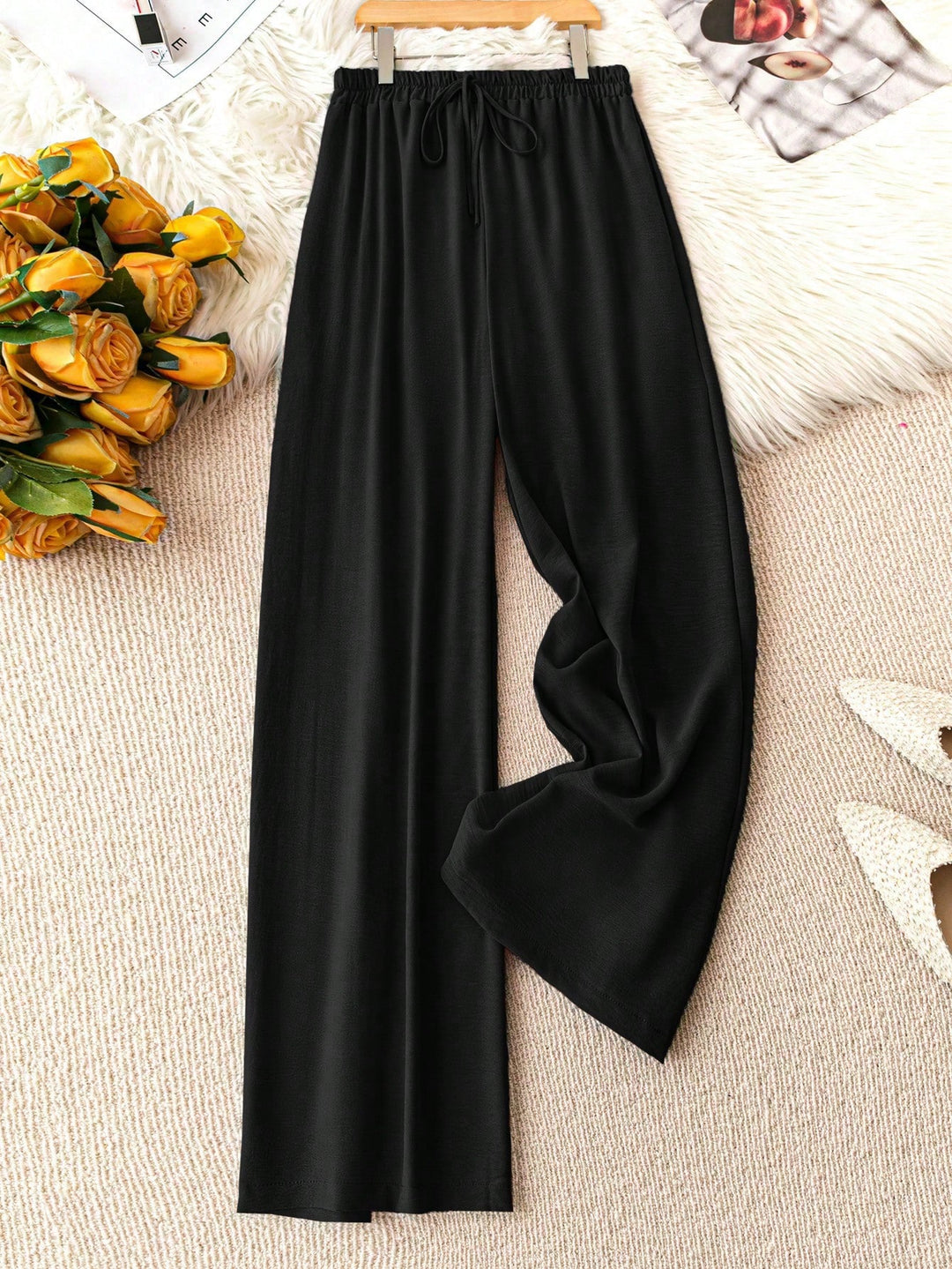 Pantaloni SHEIN, negru