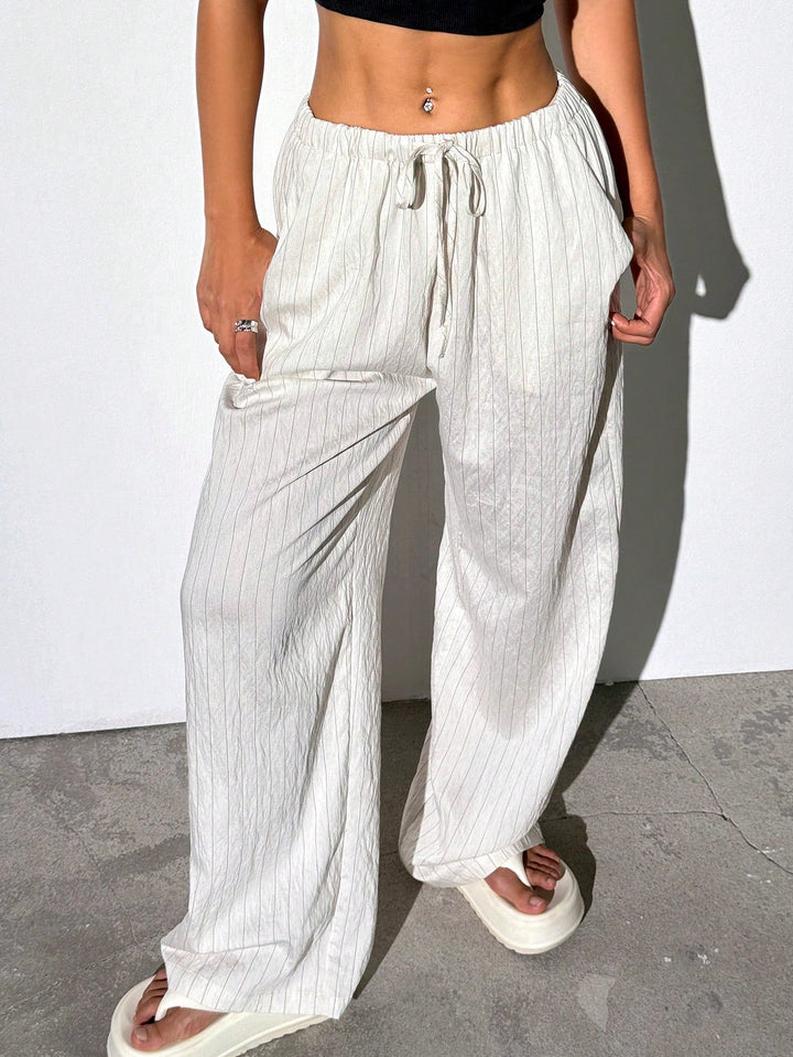 Pantaloni SHEIN, alb
