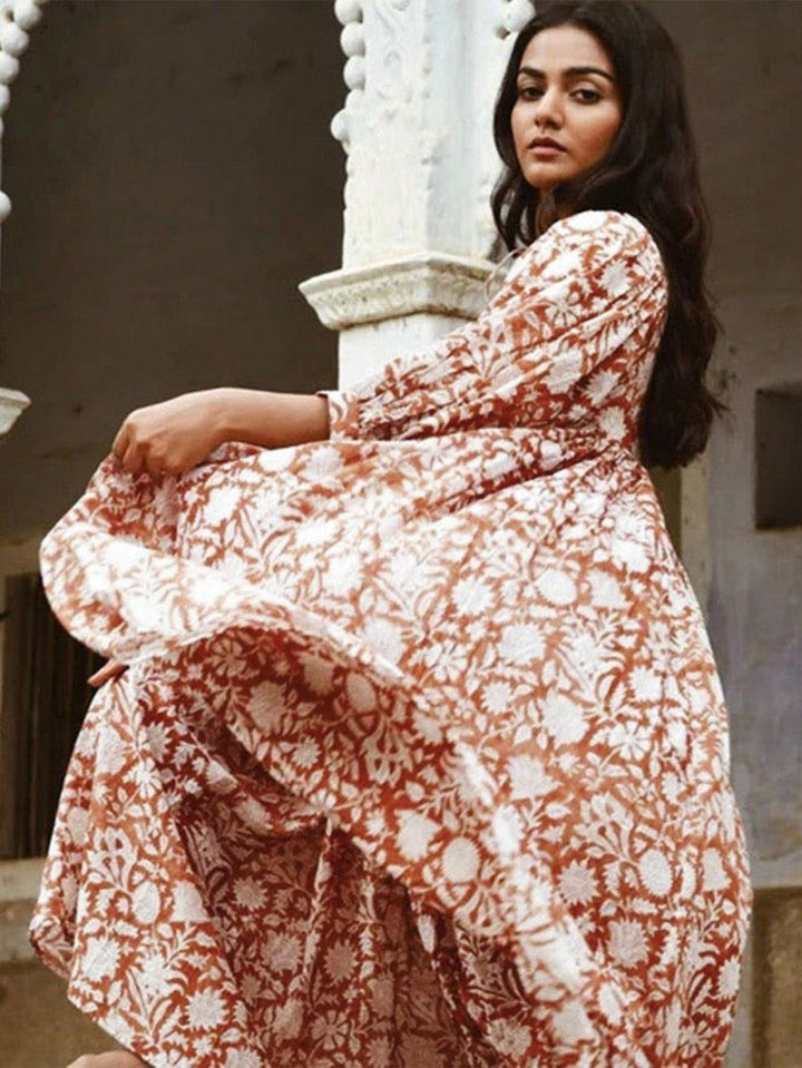 SHEIN ruha, barna
