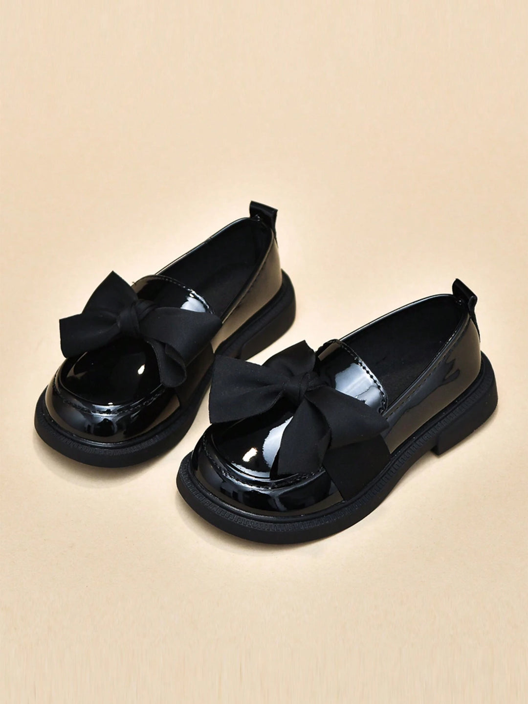 Pantofi SHEIN, negru