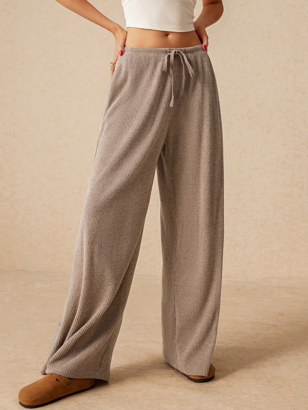 Pantaloni SHEIN, kaki