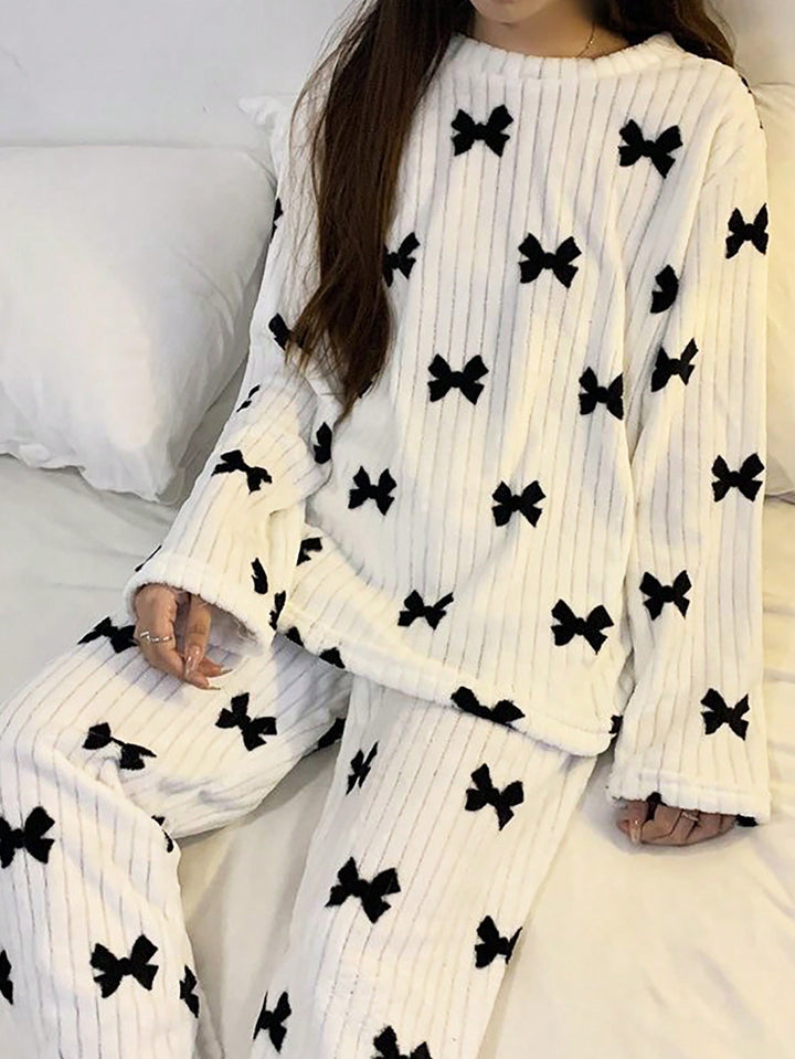 Pijama SHEIN, alb