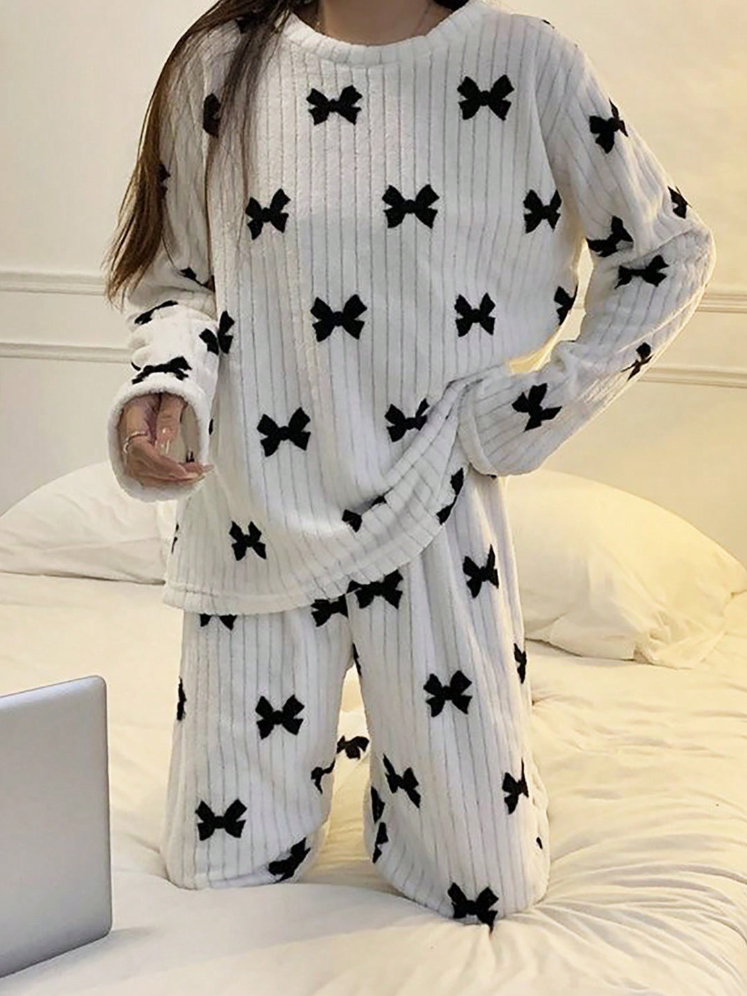 Pijama SHEIN, alb