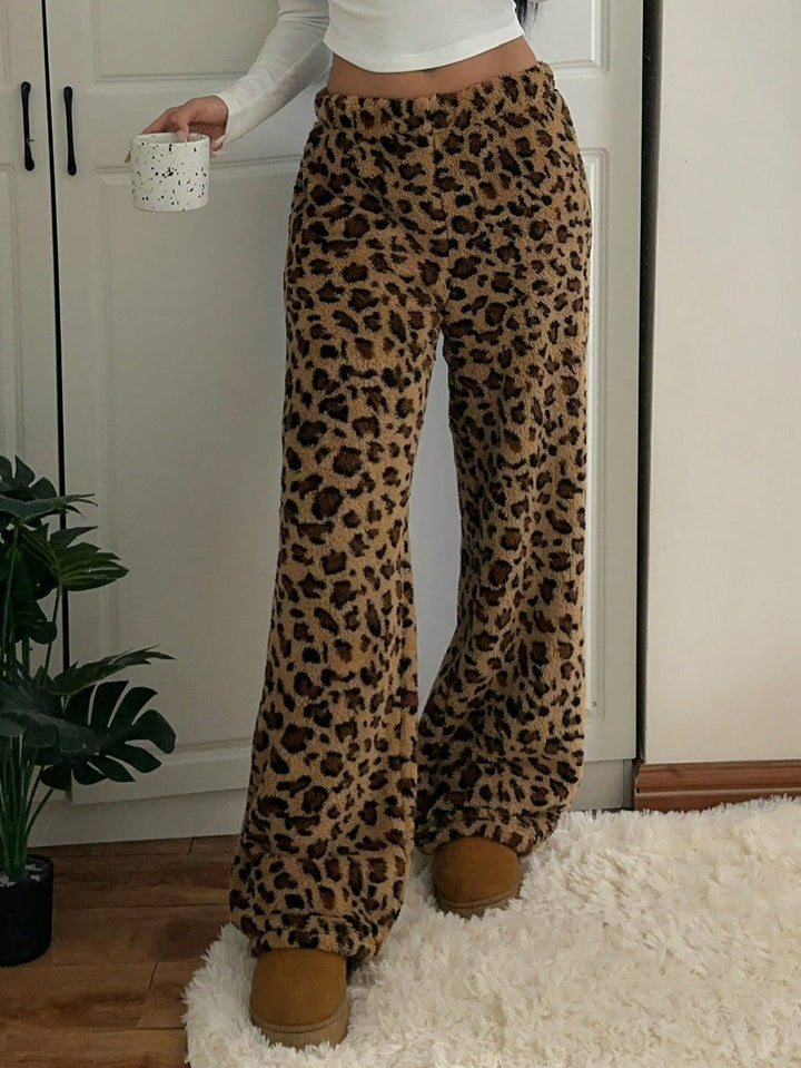 Pantaloni SHEIN, maro
